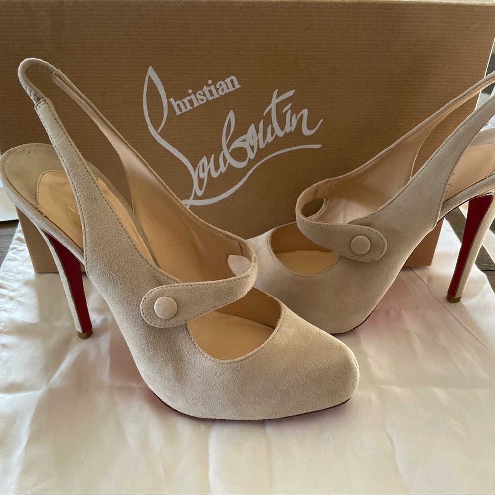Christian Louboutin Rolande Boucle 120 Suede Pumps size 39
